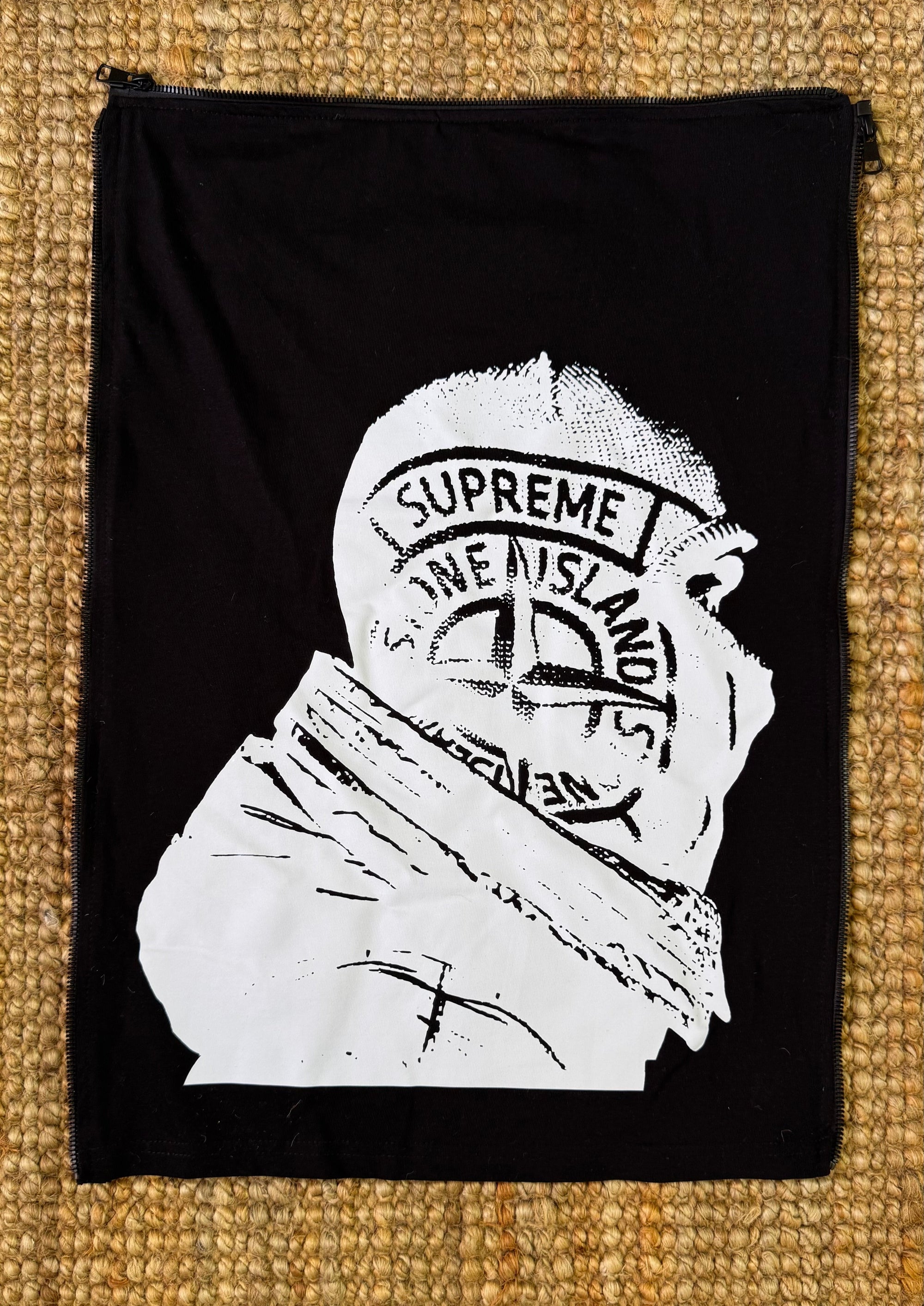 "Supreme" Shyft